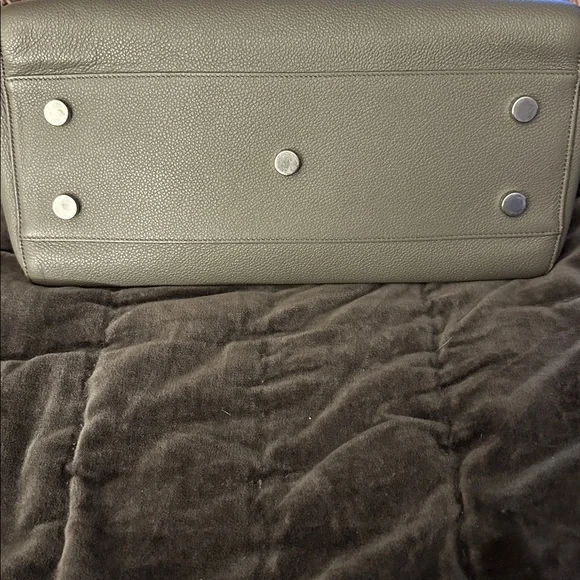 Saint Laurent Gray Crossbody Bag - Picture 6 of 8